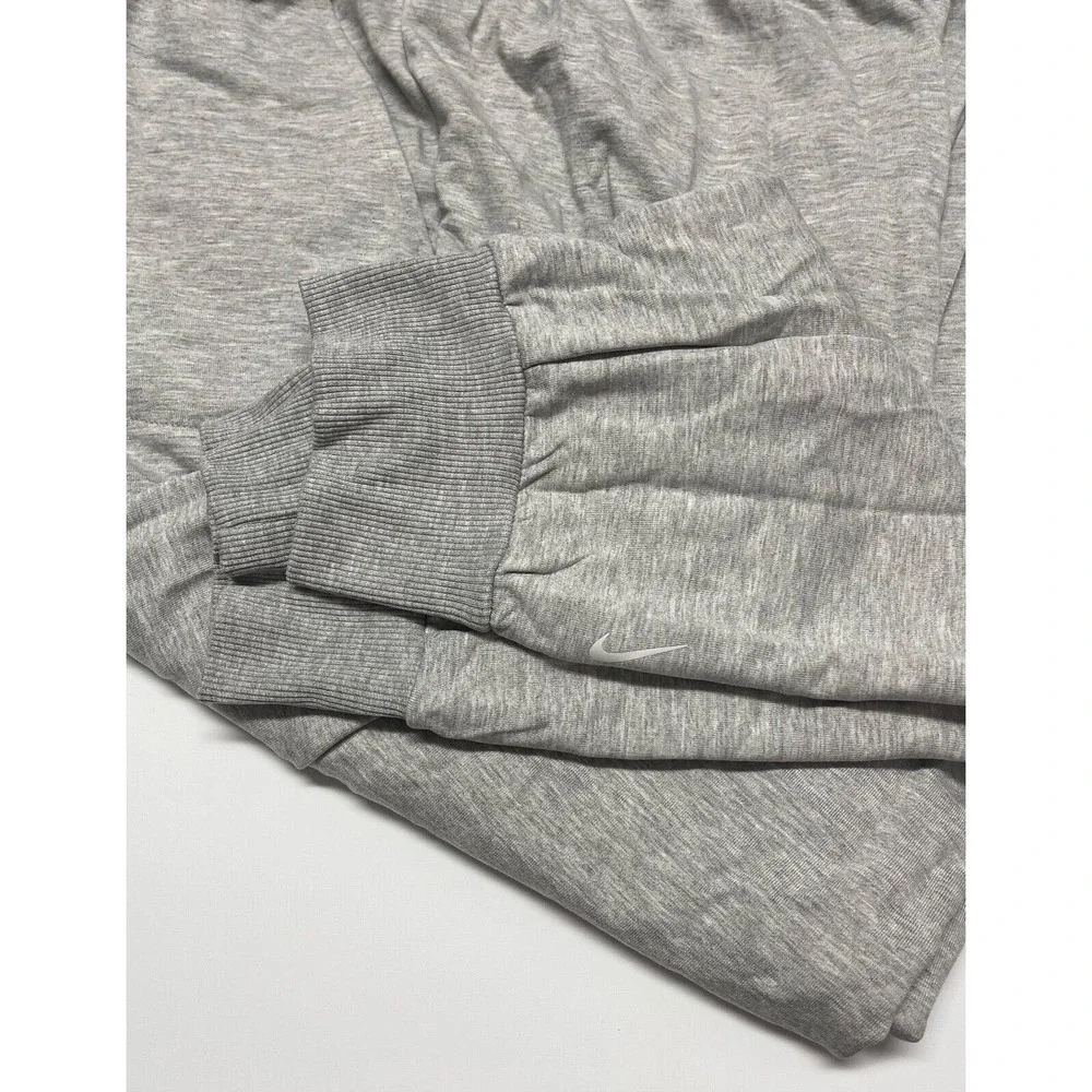 NIKE YOGA SWEETPANTS‎ 7/8 WOMEN CT0543-050 GREY 1X
